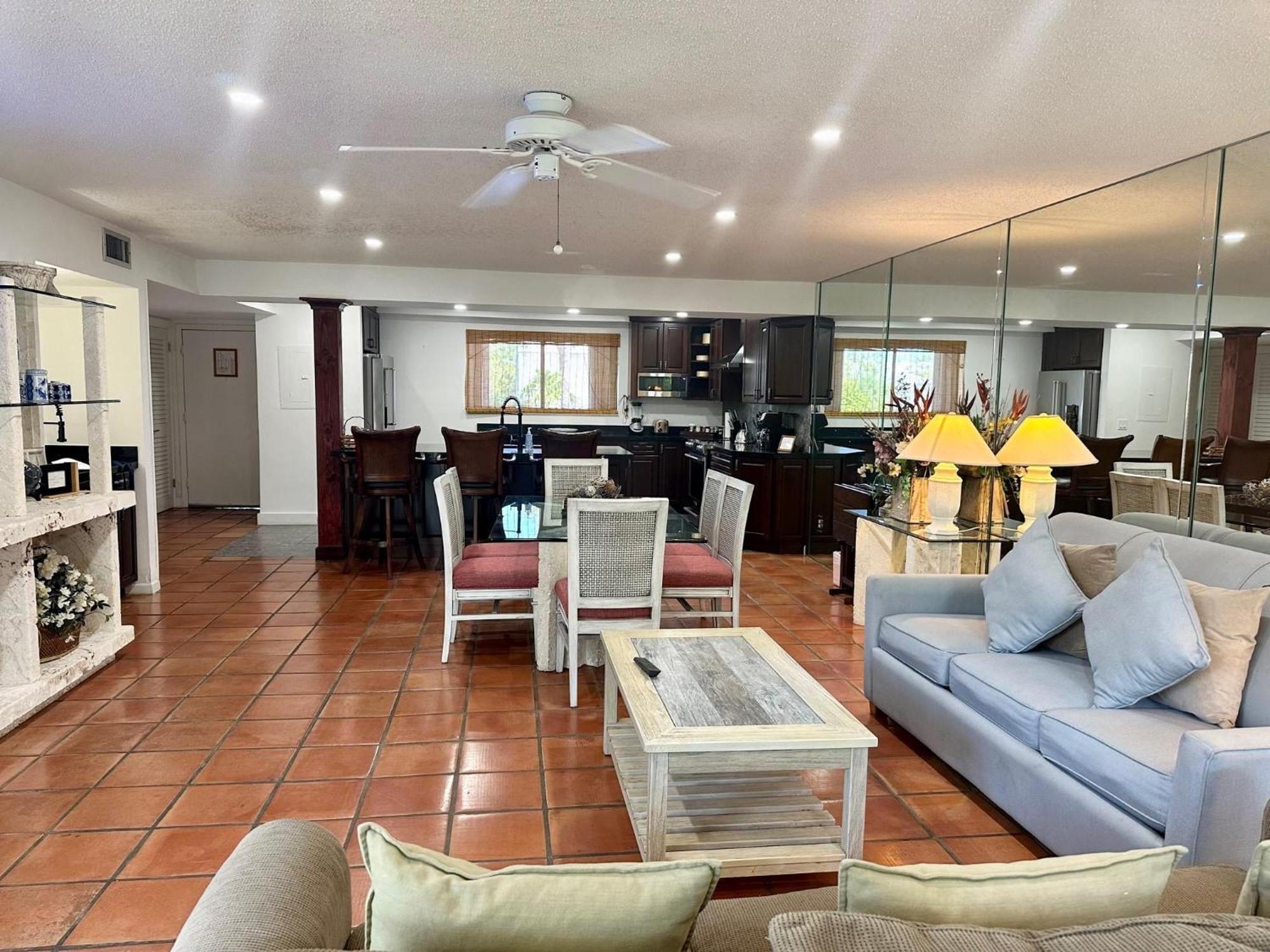 Beautifully Renovated Summer Of 2020 Come And Enjoy This Lovely Unit Ки-Уэст Экстерьер фото